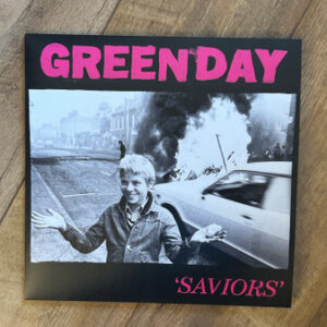 Green Day <br> Saviors